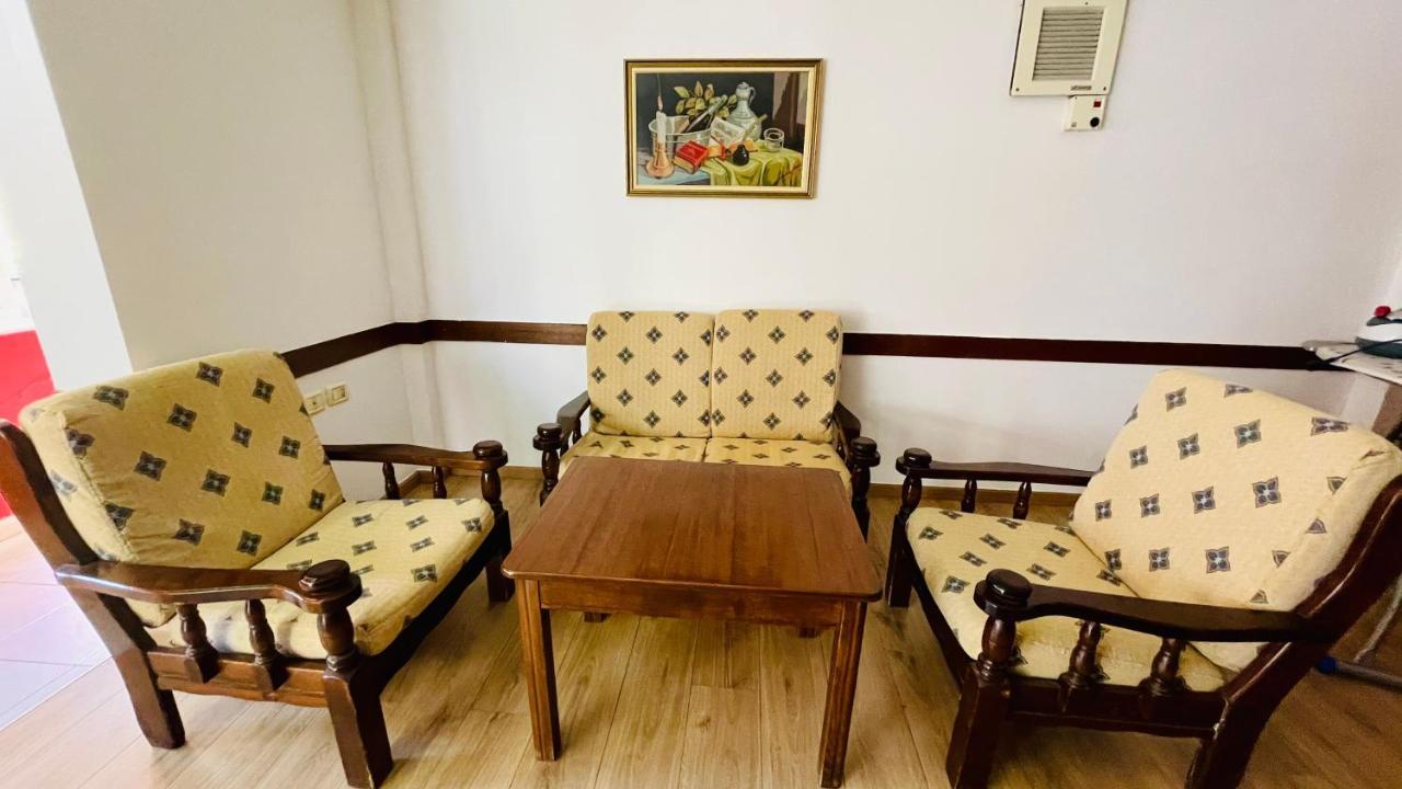 Hotel Drinos Tirana Eksteriør billede
