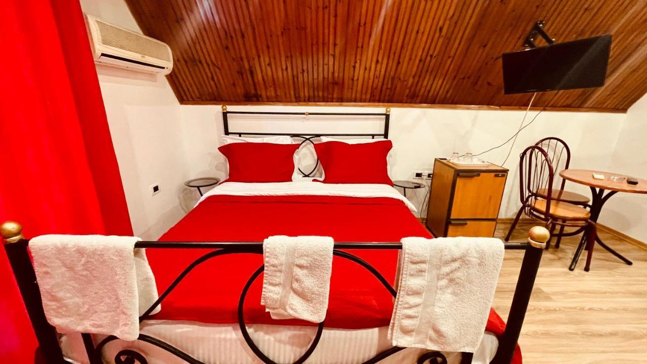 Hotel Drinos Tirana Eksteriør billede